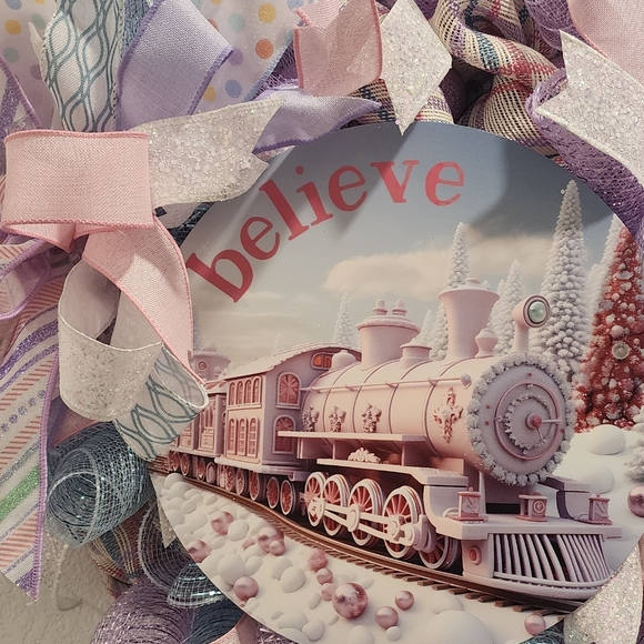Handmade Christmas Wreath  Belive Train Pink - Picture 2 of 2